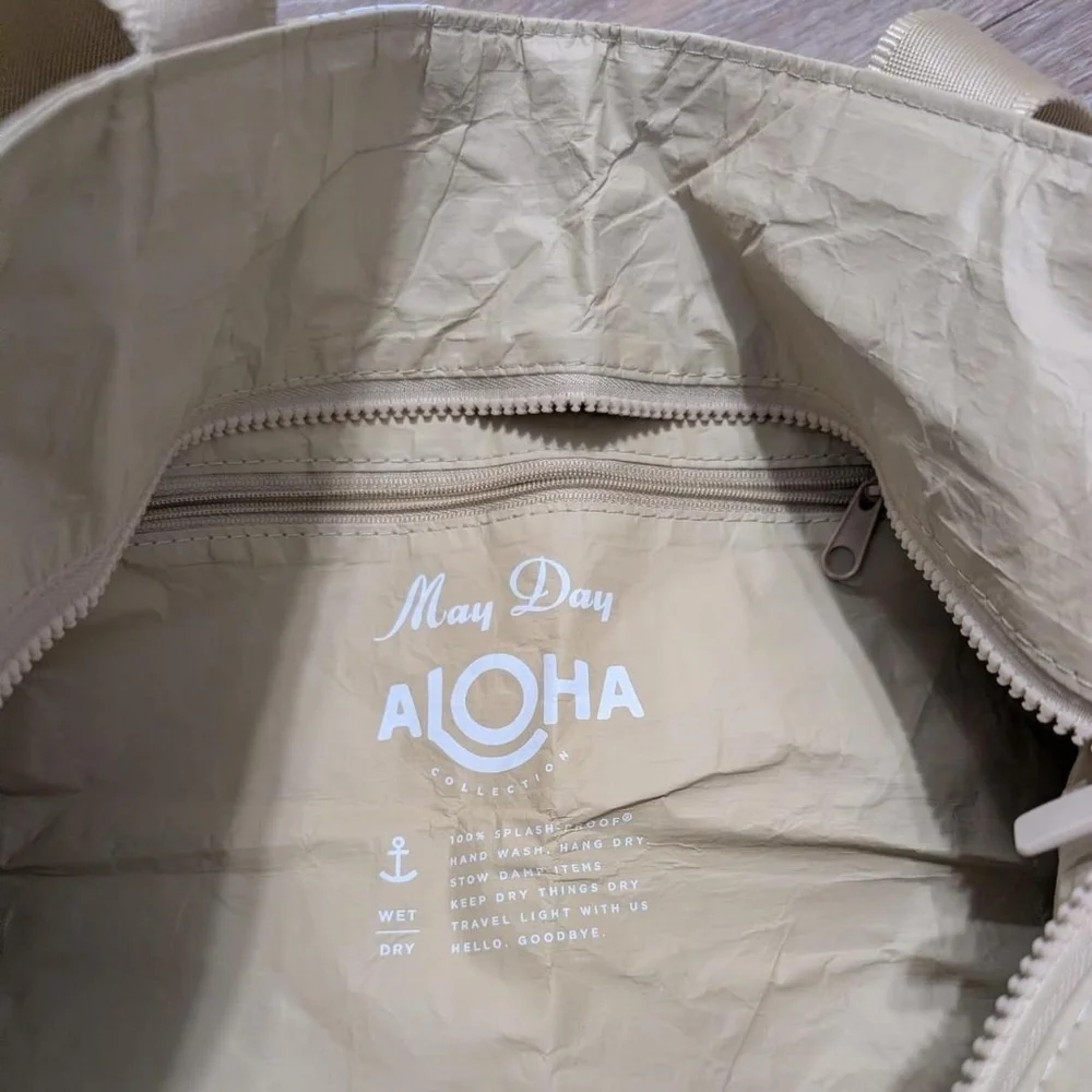 NWT New Aloha Collection May Day Ni'ihau Lei Day Tripper zipper bag purse tote - Picture 5 of 7